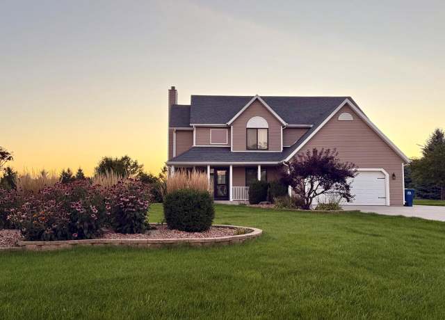 Property at N6194 Colonial Ct, Sheboygan, WI 53083, 5 beds, 2.5 baths