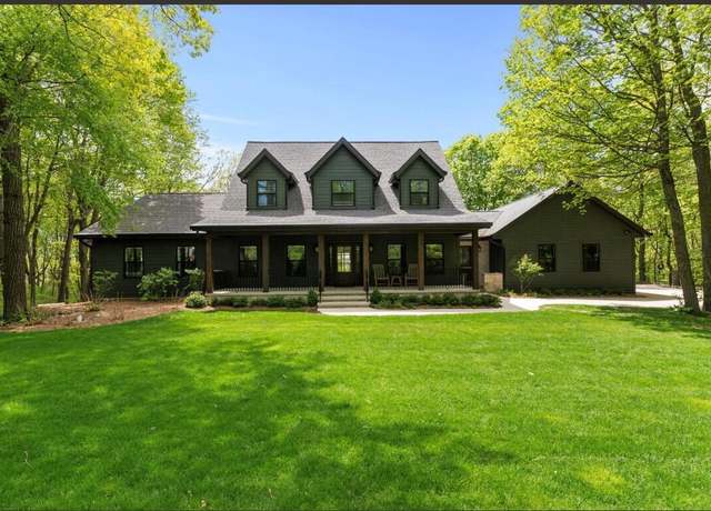 Property at N7628 Royal And Ancient Dr, Elkhart Lake, WI 53020, 5 beds, 3.5 baths