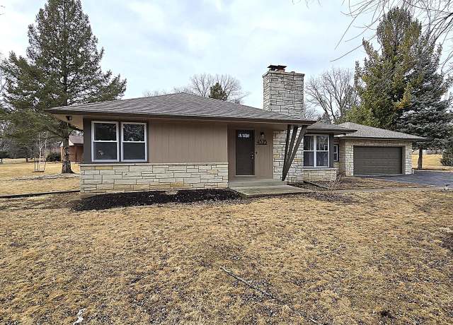 Property at 4525 N 158th St, Brookfield, WI 53005, 3 beds, 1 bath