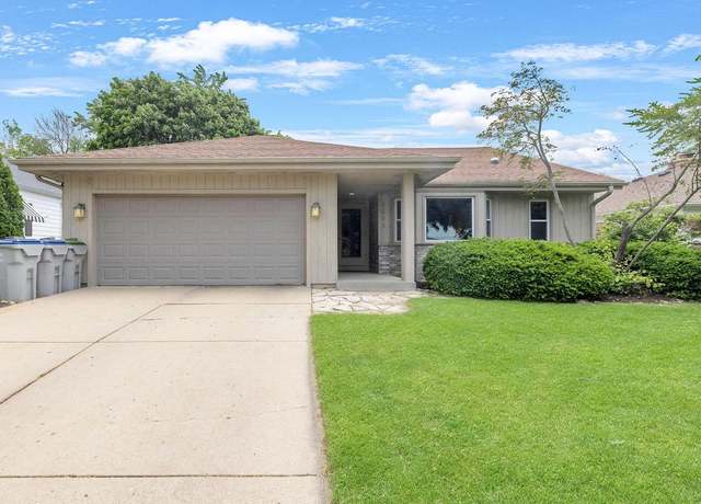 Property at 3262 N 93rd St, Milwaukee, WI 53222, 3 beds, 2 baths
