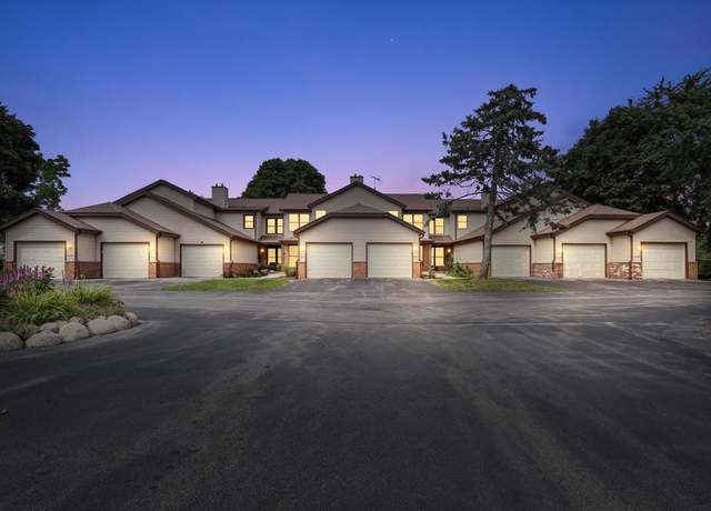 Property at 8127 S Legend Dr Unit D, Franklin, WI 53132, 2 beds, 1.5 baths