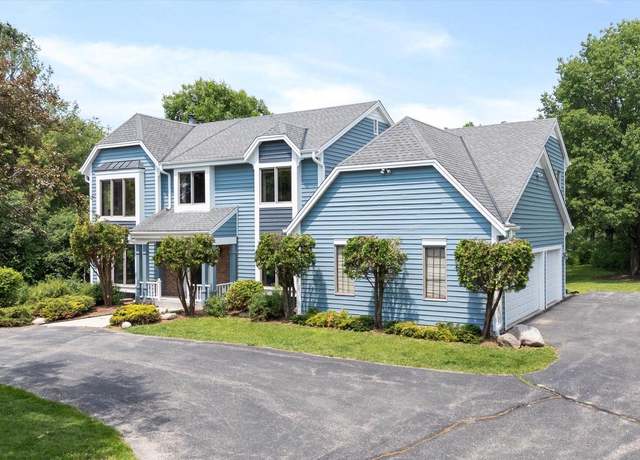 Property at 495 N Waterville Rd, Summit, WI 53066, 4 beds, 3.5 baths