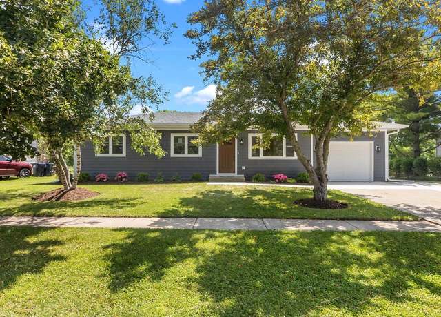 Property at 413 Westlawn Ave, Elkhorn, WI 53121, 3 beds, 2 baths