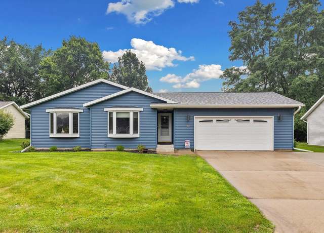 Property at 907 Amanda Ct, Holmen, WI 54636, 4 beds, 3 baths