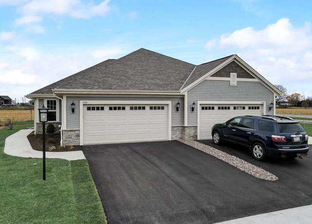 Property at 1456 Sandhill Ln #0501, Mukwonago, WI 53149, 2 beds, 2 baths
