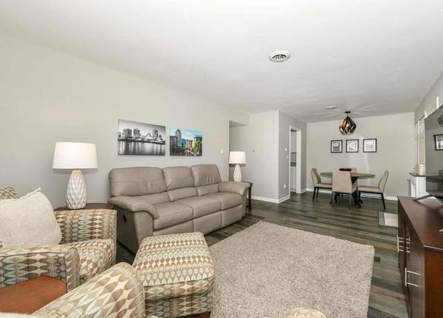 Property at 6464 S Whitnall Edge #203, Franklin, WI 53132, 2 beds, 2 baths