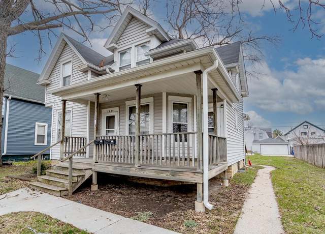 Property at 1525 Boyd Ave, Racine, WI 53405, 3 beds, 2 baths