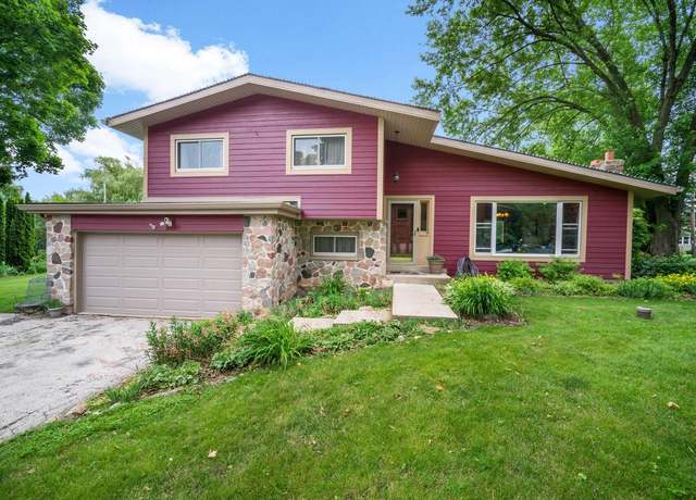 Property at W138N7270 Melville Dr, Menomonee Falls, WI 53051, 3 beds, 1.5 baths