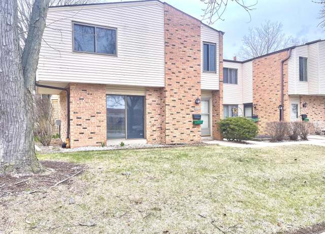 Property at 8701 N 72nd St, Milwaukee, WI 53223, 3 beds, 1.5 baths