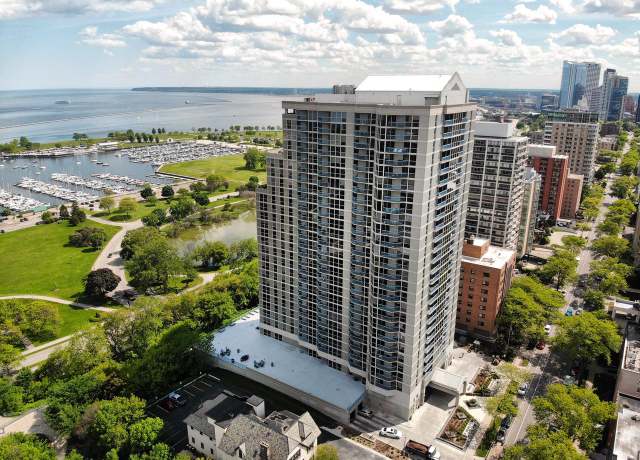 Property at 1660 N Prospect Ave #302, Milwaukee, WI 53202, 2 beds, 2 baths