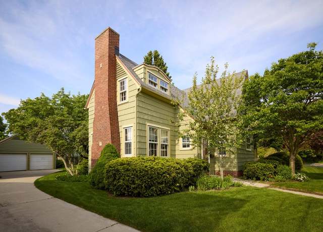 Property at 312 Geele Ave, Sheboygan, WI 53083, 3 beds, 1.5 baths
