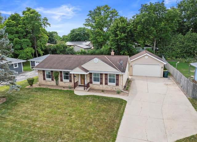 Property at 117 Judge Dr, Saukville, WI 53080, 3 beds, 2 baths