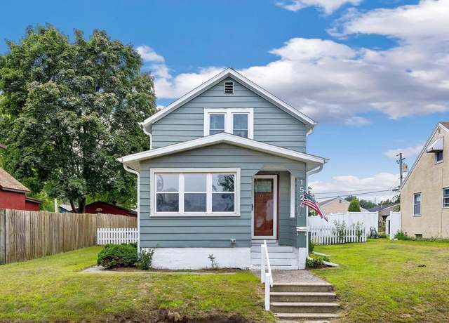 Property at 1524 Barlow St, La Crosse, WI 54601, 2 beds, 1 bath