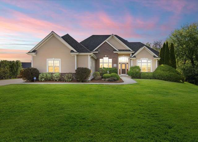 Property at W271N2493 Orchard Ln, Pewaukee, WI 53072, 4 beds, 3.5 baths