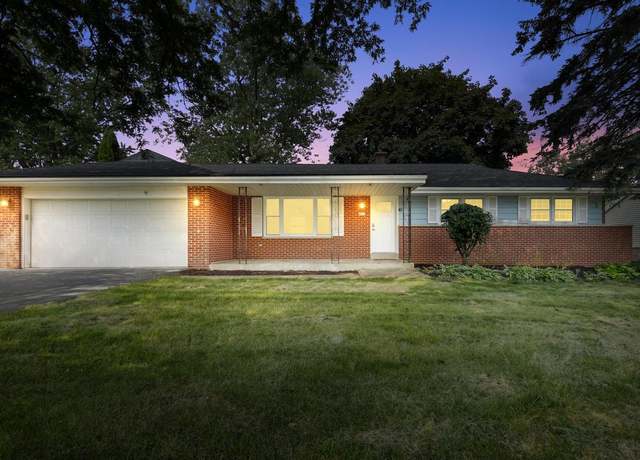 Property at 4651 N 110th St, Wauwatosa, WI 53225, 3 beds, 1.5 baths