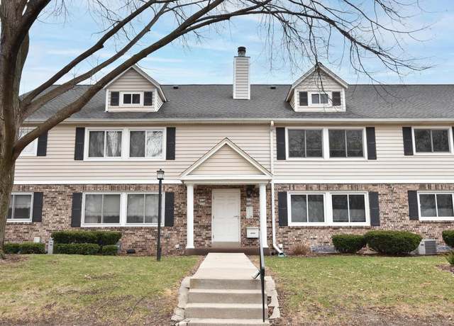 Property at 1114 Pilgrim Pkwy, Elm Grove, WI 53122, 2 beds, 2 baths