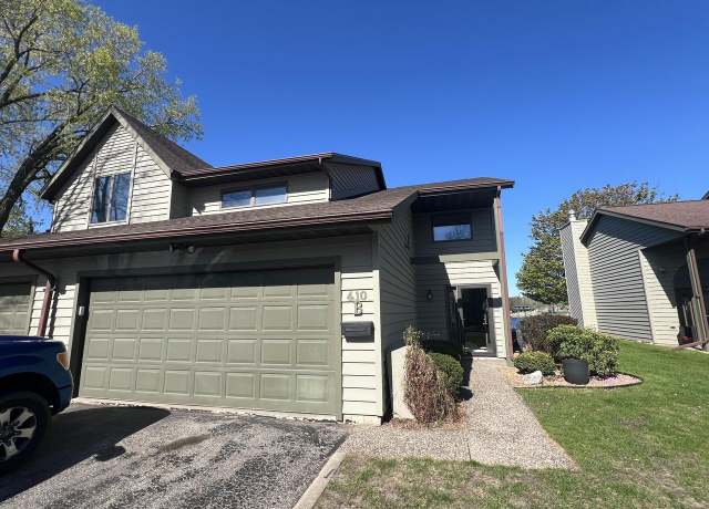 Property at 410 Gillette St Unit B, La Crosse, WI 54603, 2 beds, 1.5 baths