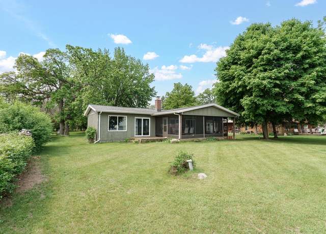 Property at W6782 Marine Dr, Markesan, WI 53946, 3 beds, 2.5 baths