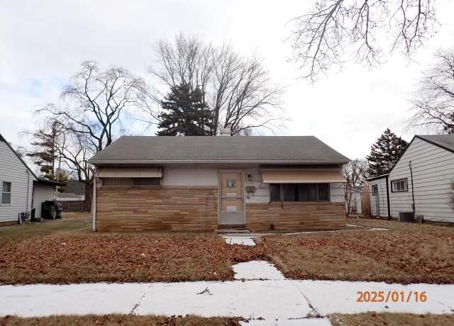 Property at 5320 N 69th St, Milwaukee, WI 53218, 2 beds, 1 bath