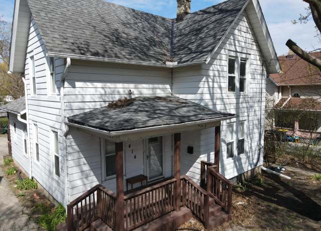 Property at 414 Barney St #418, Waukesha, WI 53186, 5 beds, 2.5 baths