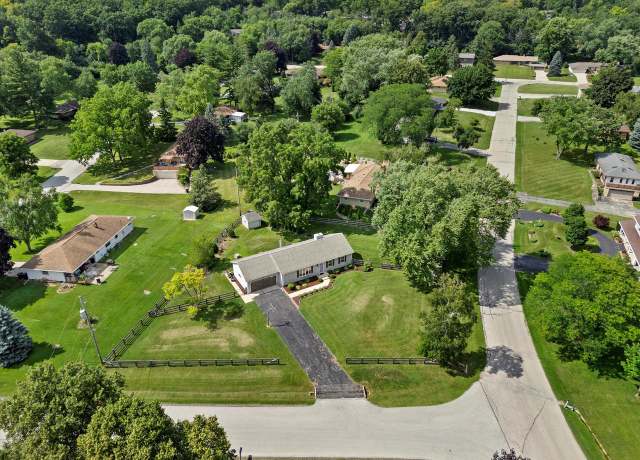Property at 21410 W Valley Dr, New Berlin, WI 53146, 3 beds, 1.5 baths