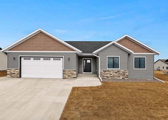 Property at 633 Boone Ln, Holmen, WI 54636, 3 beds, 2 baths