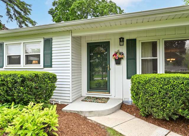Property at 409 E Dean Rd, Fox Point, WI 53217, 3 beds, 2 baths