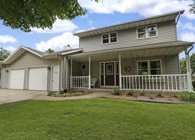 Property at 32665 Academy Rd, Burlington, WI 53105, 4 beds, 2.5 baths
