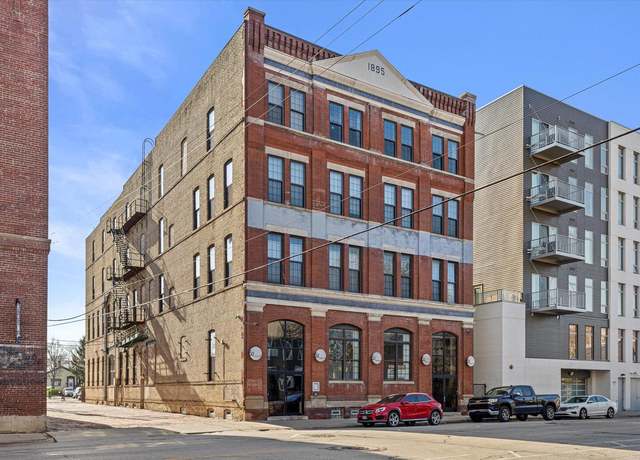 Property at 1017 S 2nd St #203, Milwaukee, WI 53204, 1 bed, 1 bath