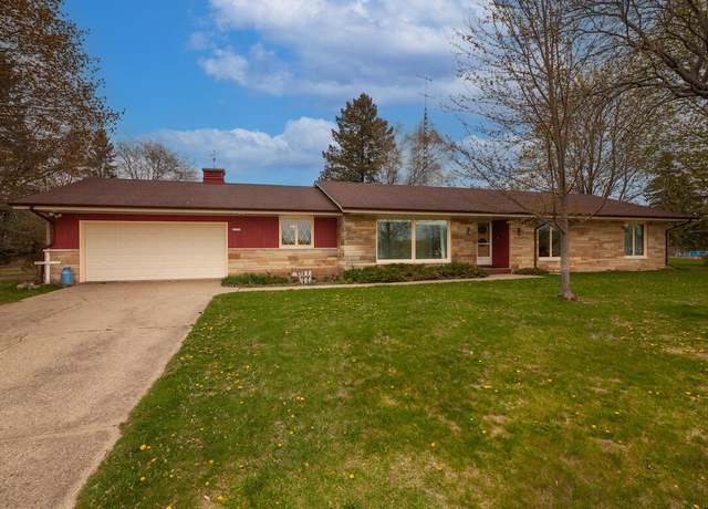 Property at W1940 Park St, Sullivan, WI 53178, 3 beds, 2.5 baths