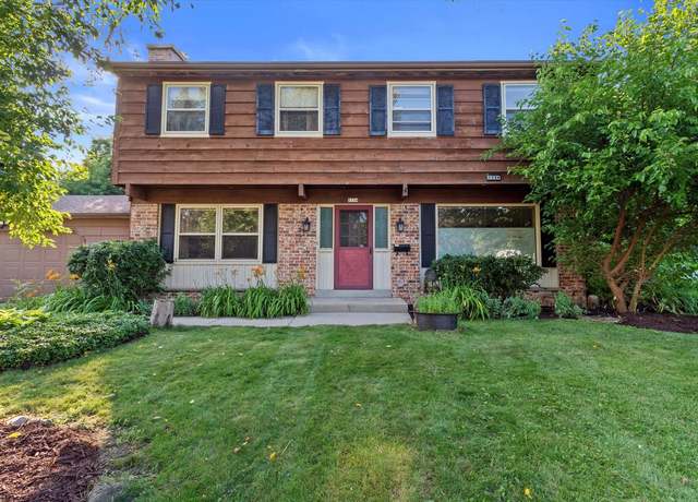 Property at 1334 W Paradise Ct, Glendale, WI 53209, 4 beds, 2.5 baths