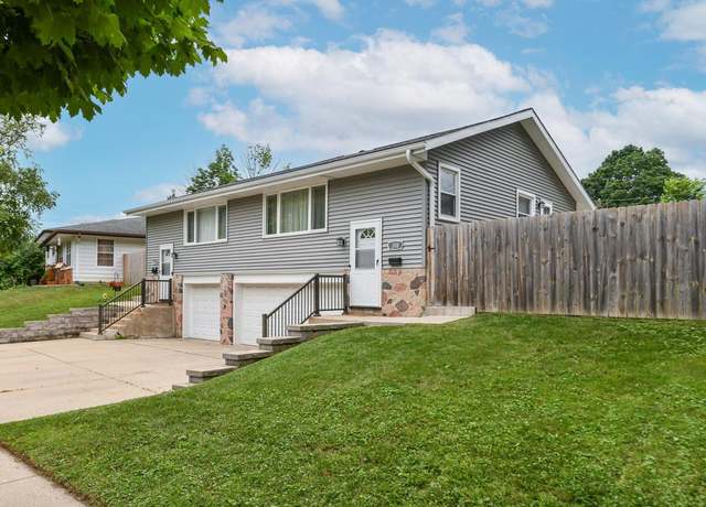 Property at 308 Rivera Dr #310, Waukesha, WI 53189, 5 beds, 2.5 baths