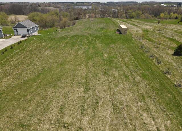 Property at 7830 Sandy Ridge Rd, Kewaskum, WI 53040