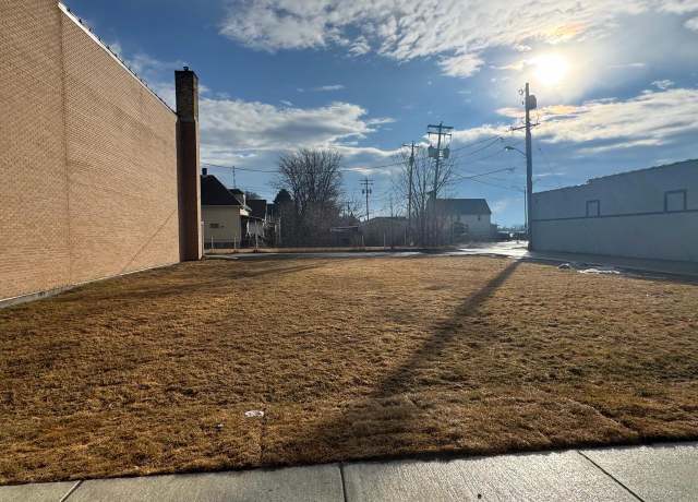 Property at 6209 22nd Ave, Kenosha, WI 53143