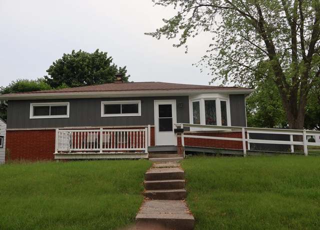 Property at 4725 W Wilbur Ave, Milwaukee, WI 53220, 3 beds, 3 baths