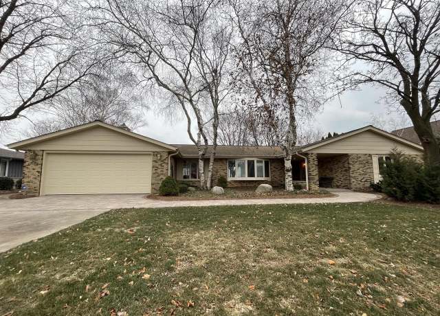Property at 1104 Noridge Trl, Port Washington, WI 53074, 3 beds, 2.5 baths