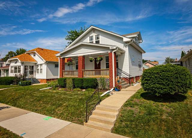 Property at 1931 Quincy Ave, Racine, WI 53403, 4 beds, 1.5 baths