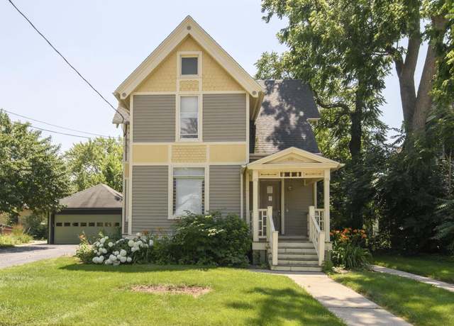 Property at 209 Wright St, Waukesha, WI 53186, 5 beds, 0.5 baths