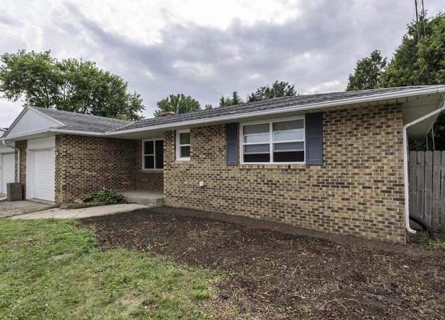 Property at 10838 39th Ave, Pleasant Prairie, WI 53158, 2 beds, 1 bath