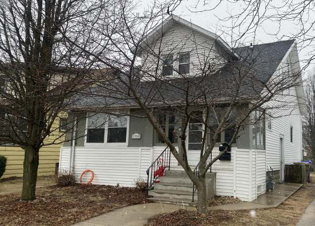 Property at 5708 34th Ave, Kenosha, WI 53144, 4 beds, 2 baths