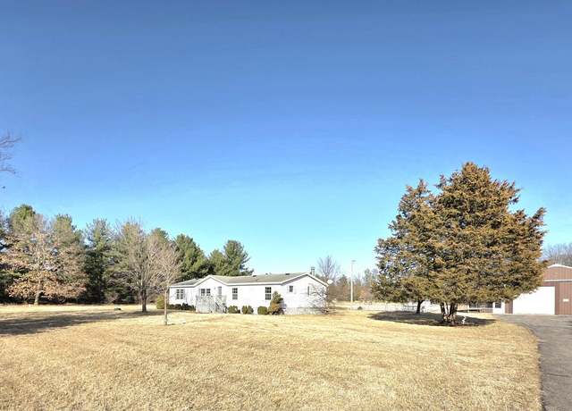 Property at 706 W 17th Dr, Arkdale, WI 54613, 3 beds, 2 baths