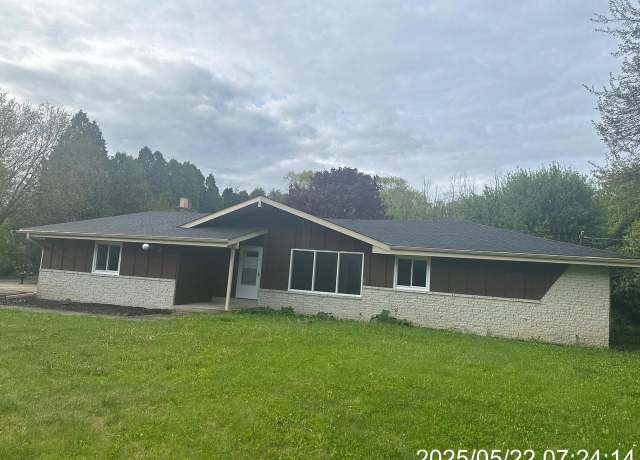 Property at N94W20489 Schlei Rd, Menomonee Falls, WI 53051, 3 beds, 2.5 baths