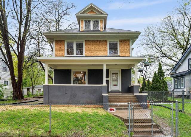 Property at 5423 N 36th St, Milwaukee, WI 53209, 5 beds, 3.5 baths