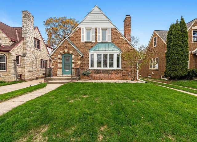 Property at 1648 S 52nd St, West Milwaukee, WI 53214, 4 beds, 1.5 baths