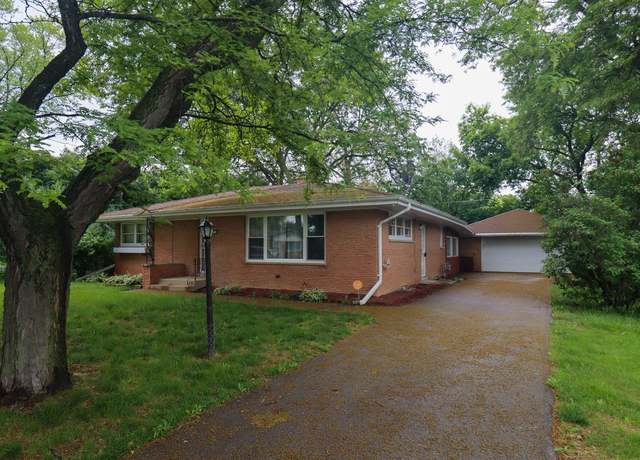 Property at 7838 W Lynmar Ct, Milwaukee, WI 53222, 2 beds, 2 baths