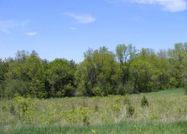 Property at 6834 Horseshoe Trl, Burlington, WI 53105