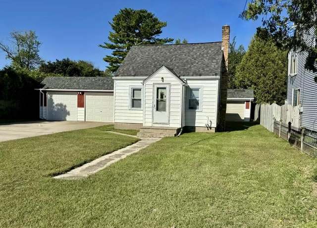 Property at 126 Mckinley St, Two Rivers, WI 54241, 3 beds, 1.5 baths