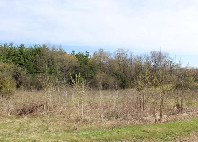Property at 6824 Horseshoe Trl, Burlington, WI 53105
