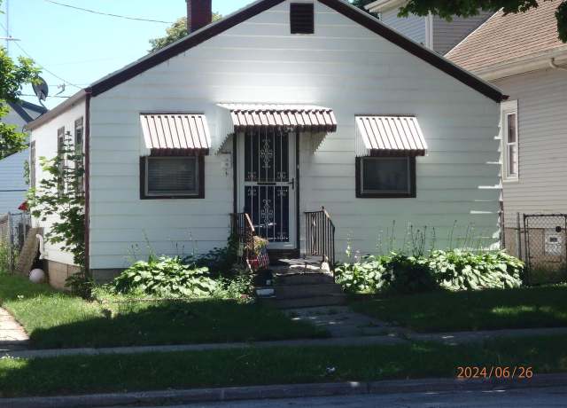 Property at 4118 N 7th St, Milwaukee, WI 53209, 2 beds, 1 bath
