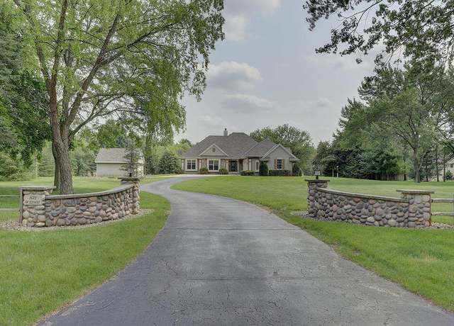 Property at S32W32807 Bethania Ln, Dousman, WI 53118, 4 beds, 3 baths